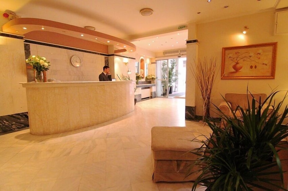 Achillion Hotel 4