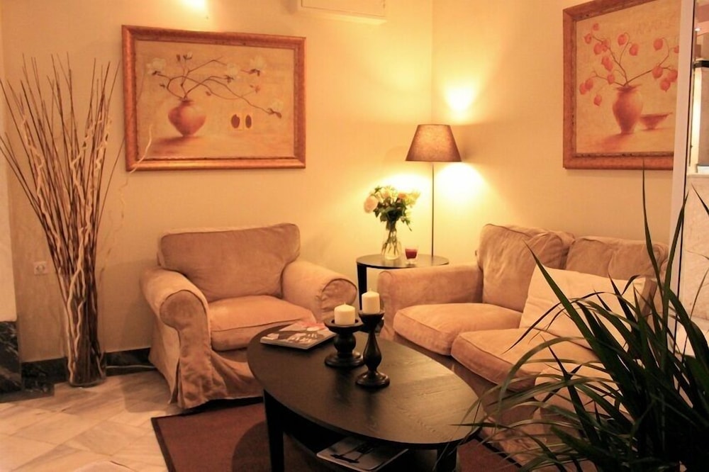 Achillion Hotel 3