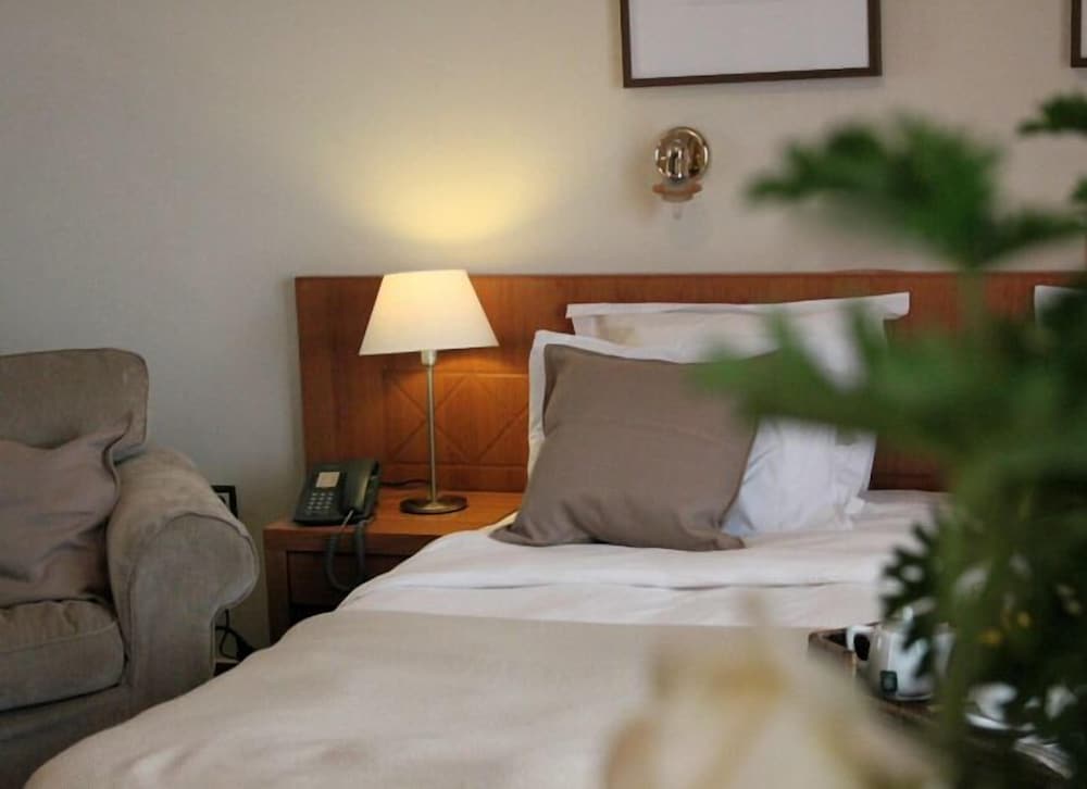 Achillion Hotel 12