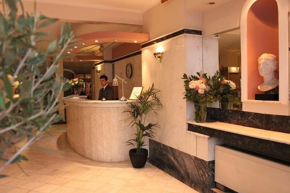 Achillion Hotel 5