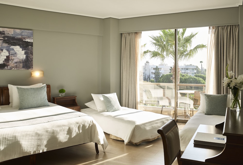 Golden Sun Hotel 17