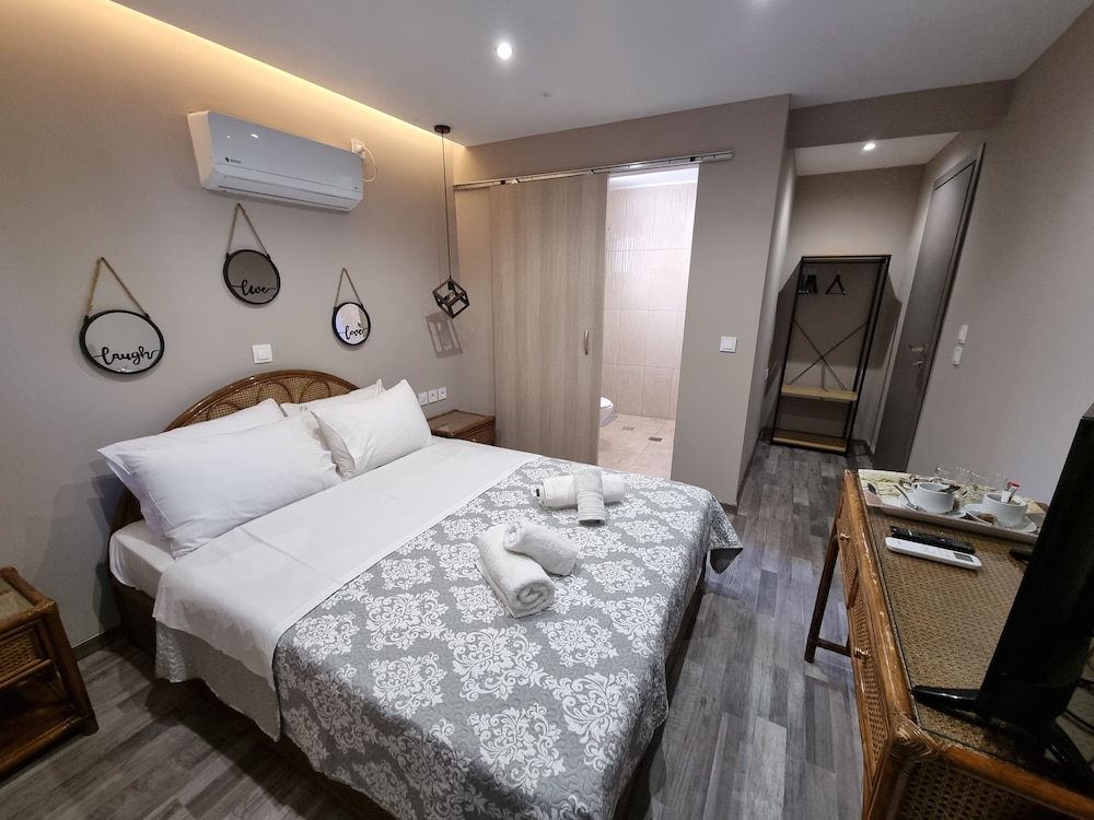 Hotel Parthenis 11