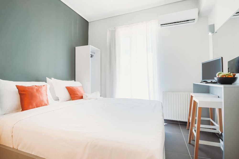 Athens Studios & Backpackers 15