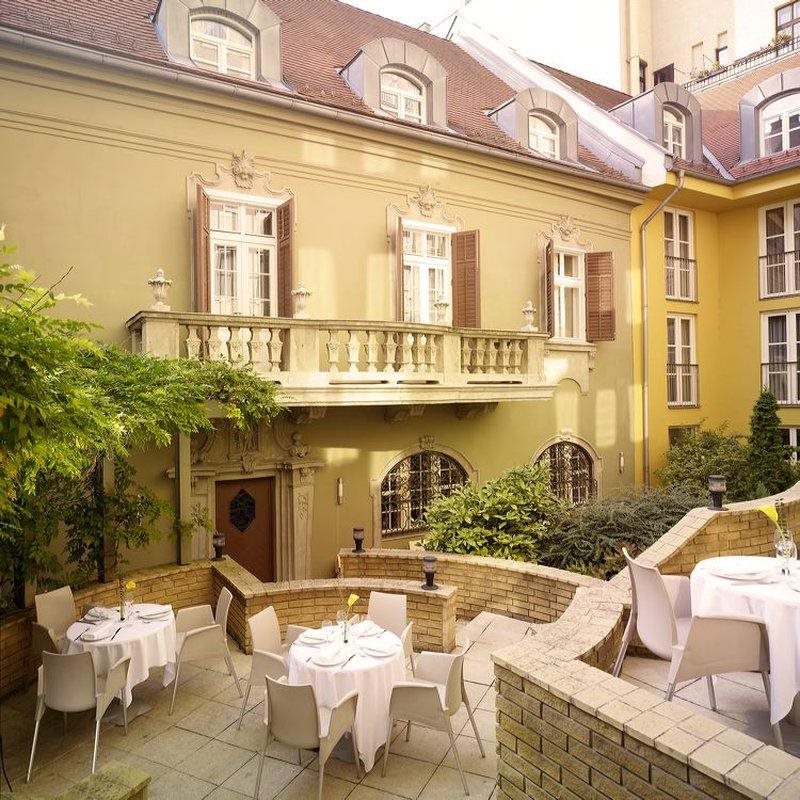 Park Plaza Budapest 9