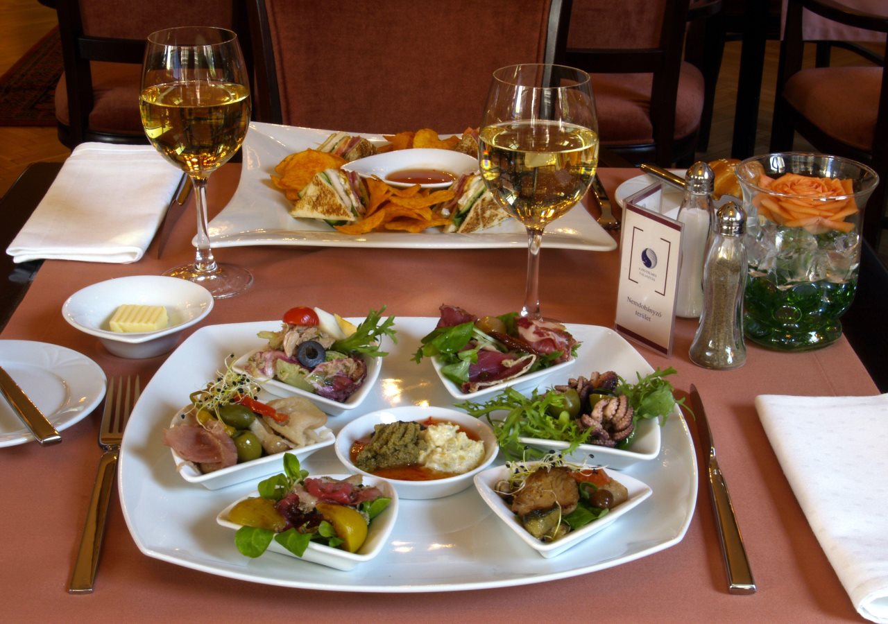 Danubius Hotel Astoria City Center 22