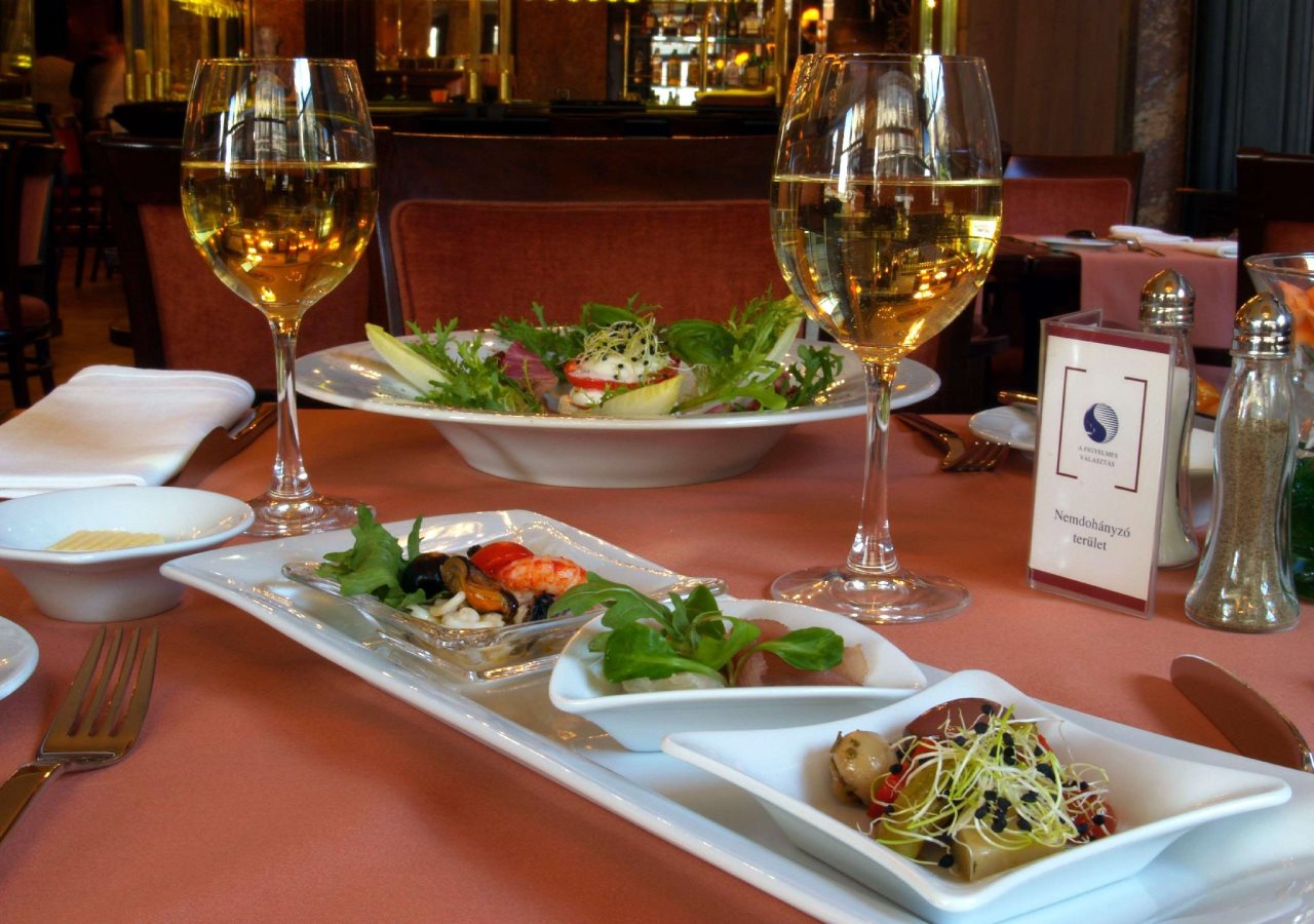 Danubius Hotel Astoria City Center 6