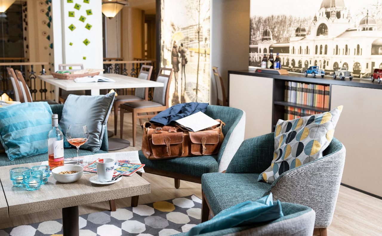 The Three Corners Hotel Art 16