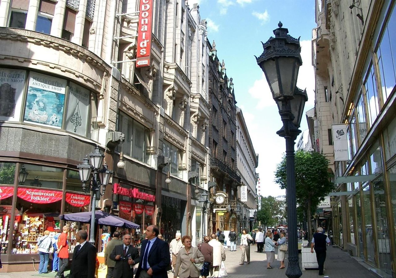 Hotel Erzsébet City Center Budapest, a member of Radisson Individuals 3