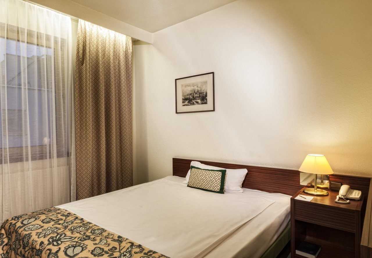 Danubius Hotel Hungaria City Center 5