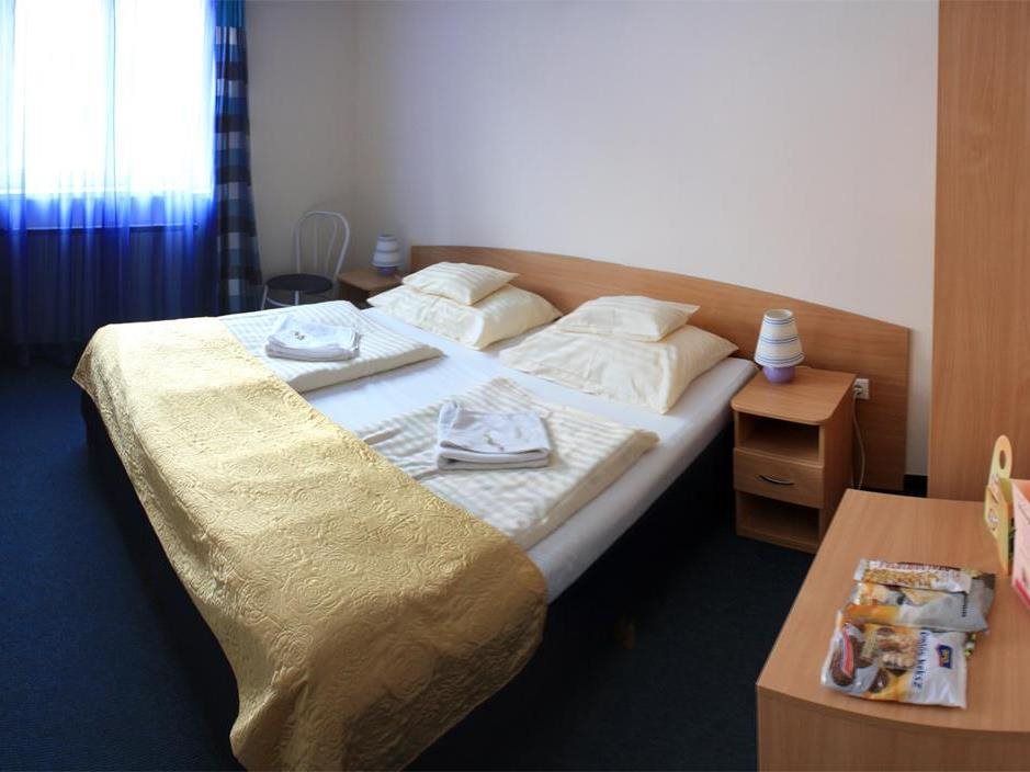 Hotel Rose City 1