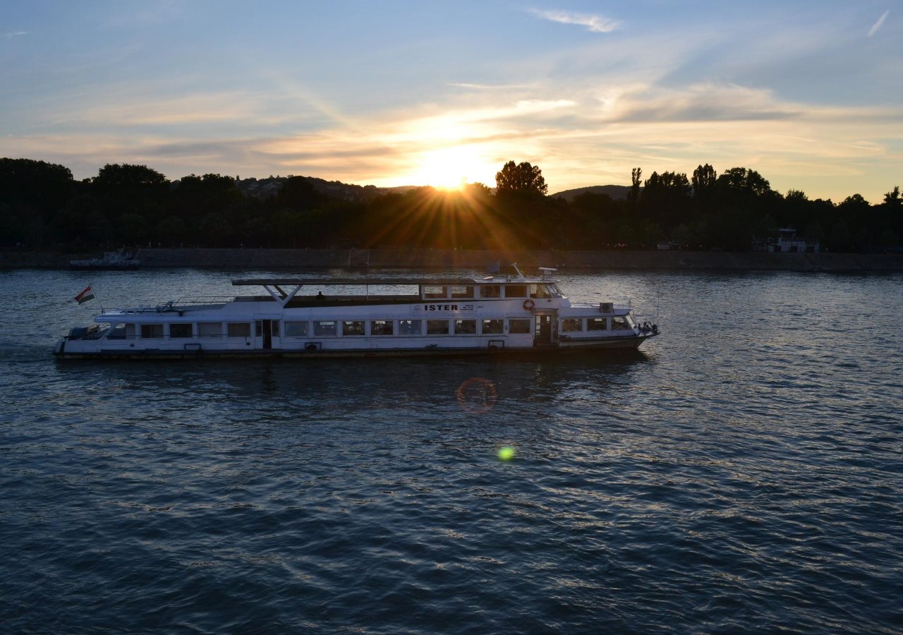 Fortuna Boat 12