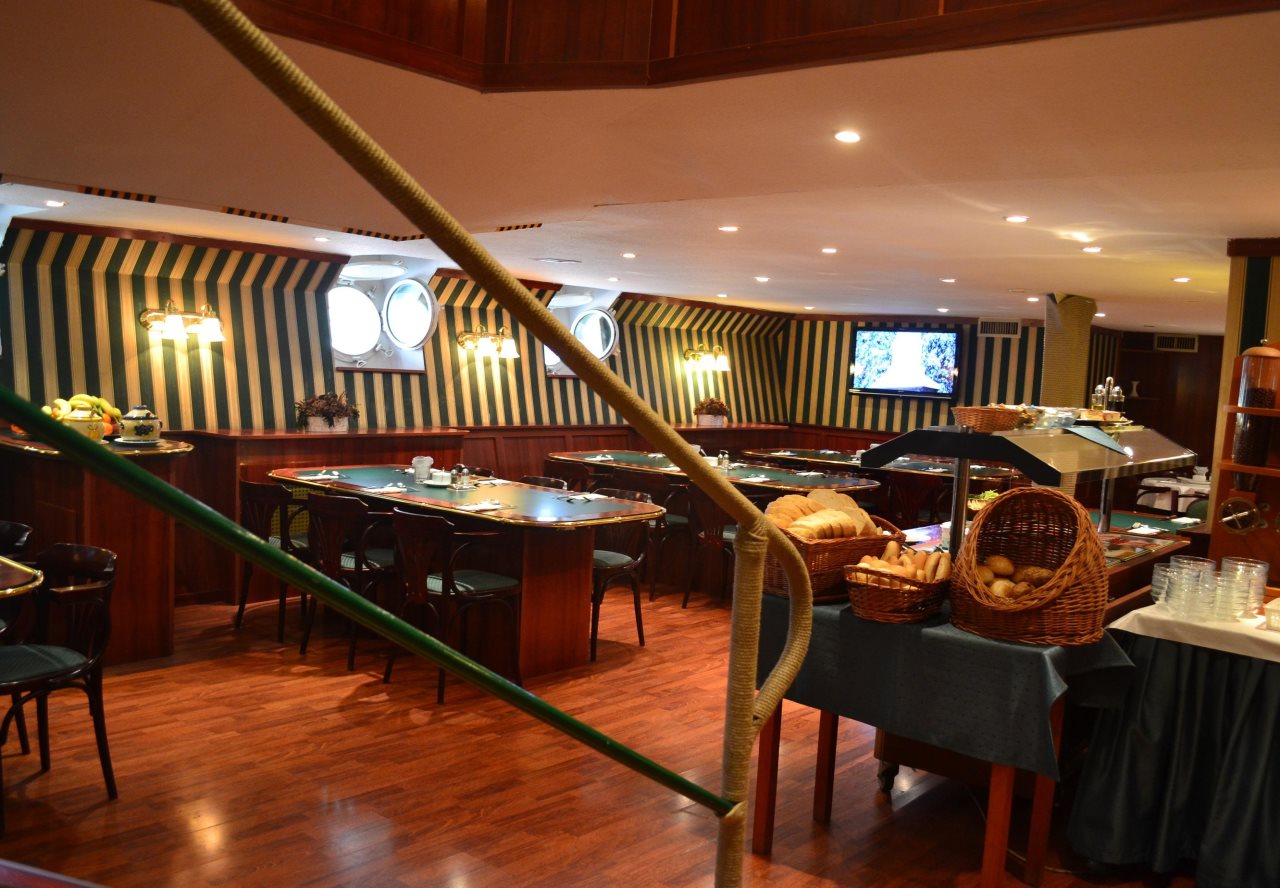 Fortuna Boat 4