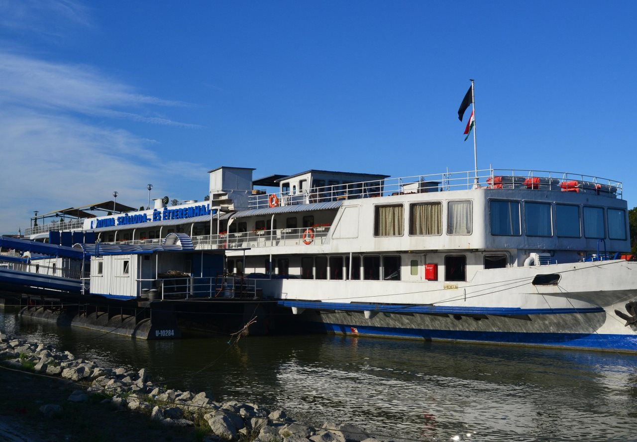 Fortuna Boat 7