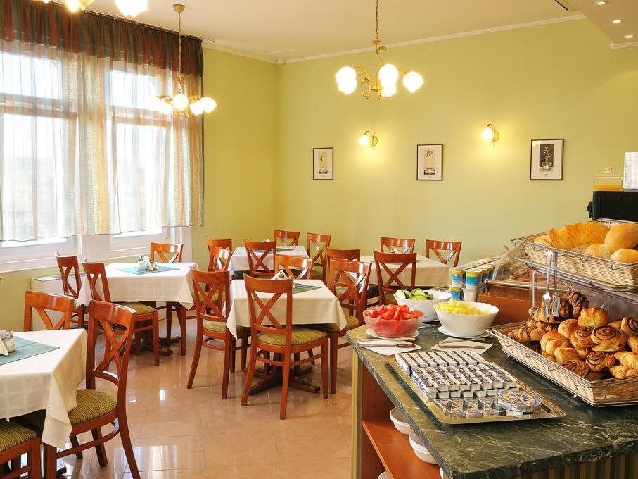 Baross Hotel by Mellow Mood Hotels 9