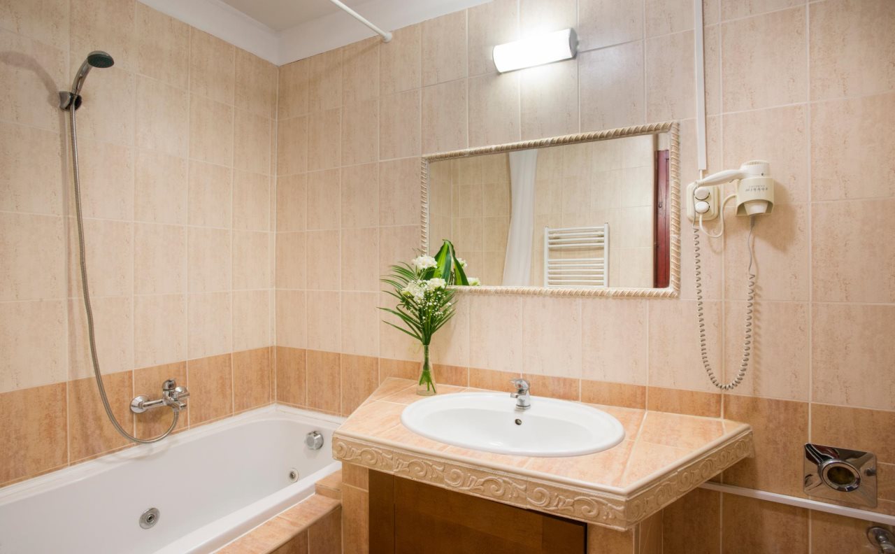 Baross Hotel by Mellow Mood Hotels 20
