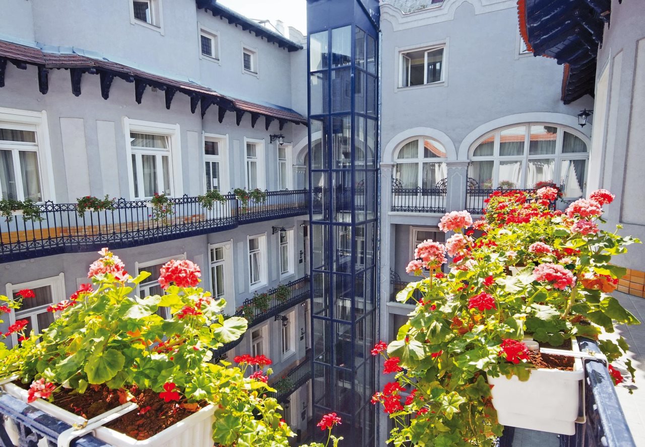 Baross Hotel by Mellow Mood Hotels 3