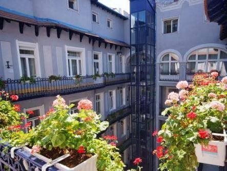 Baross Hotel by Mellow Mood Hotels 5