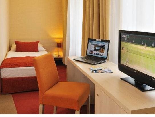 Star Hotel by Mellow Mood Hotels 9