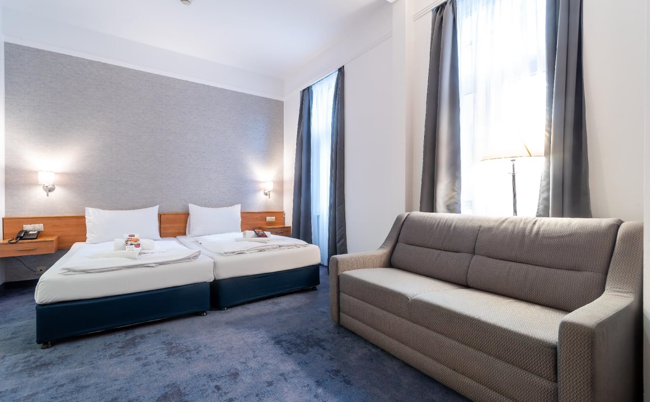 East City Hotel Budapest 4