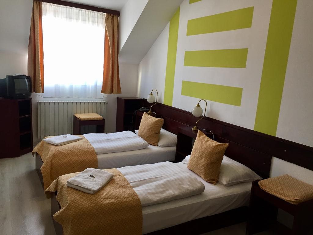Hotel Gloria 21