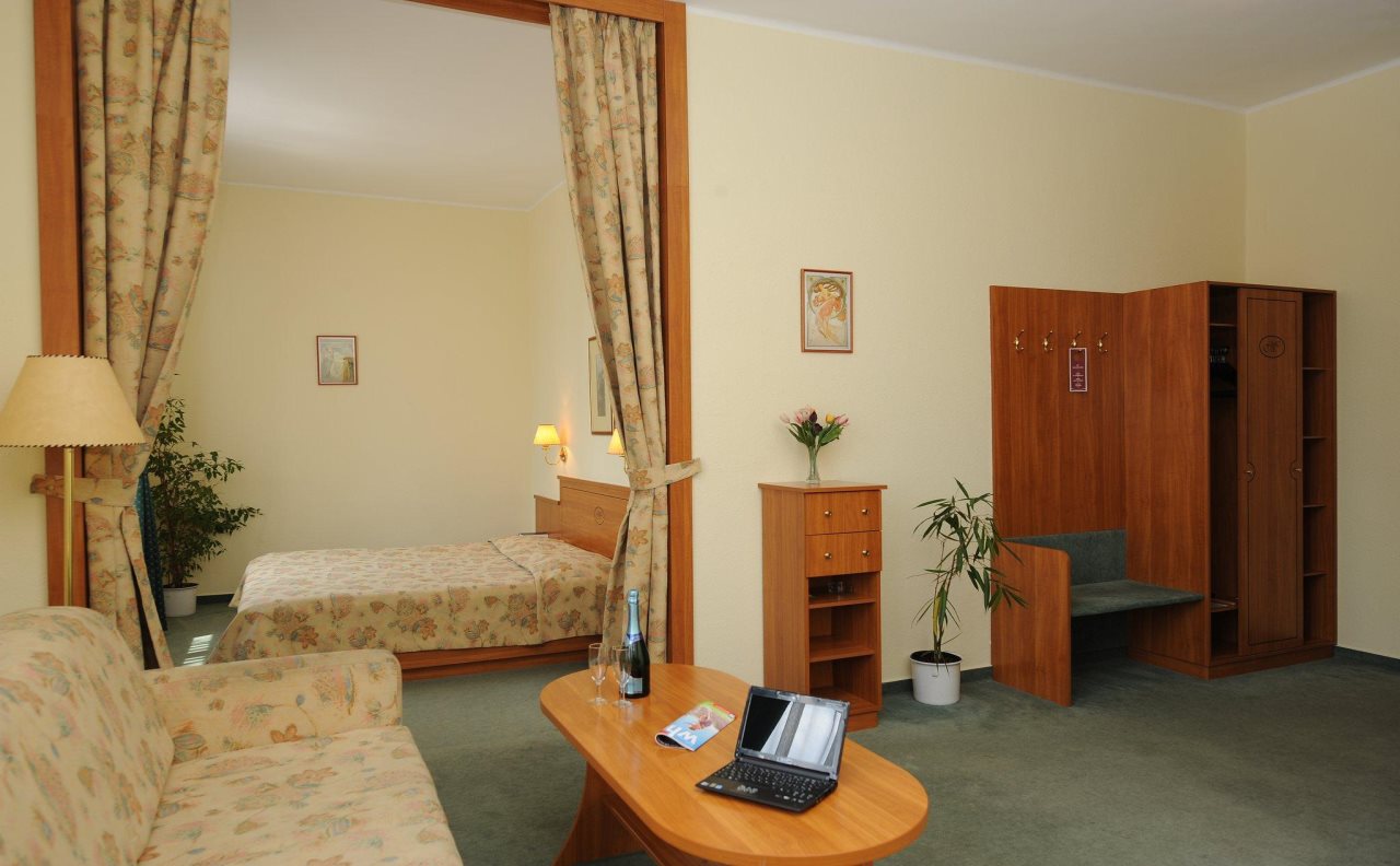 Hunguest Hotel Millennium 16