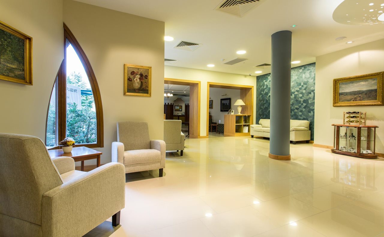 Corvin Hotel Budapest 9