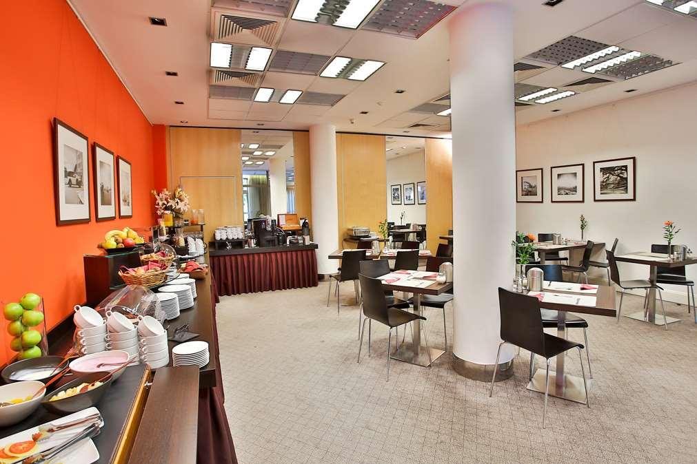 Adina Apartment Hotel Budapest 18