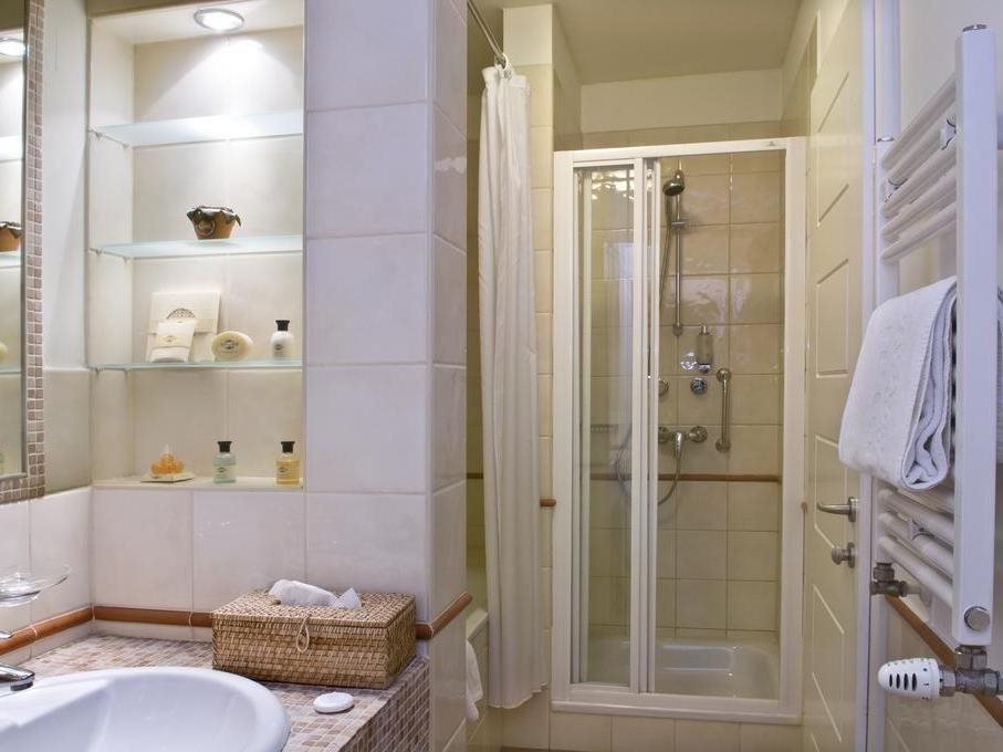 Mamaison Residence Izabella Budapest 8