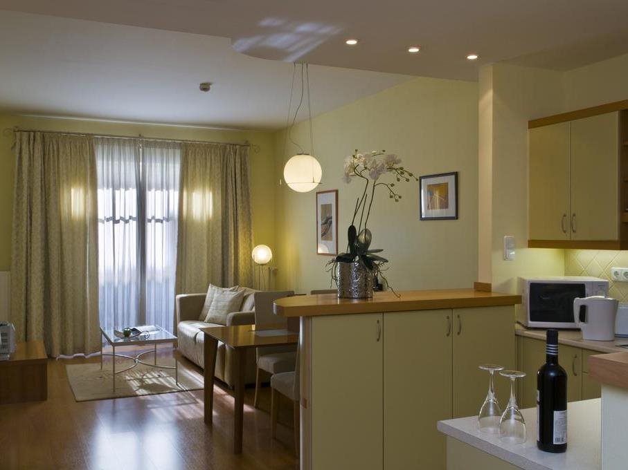 Mamaison Residence Izabella Budapest 5