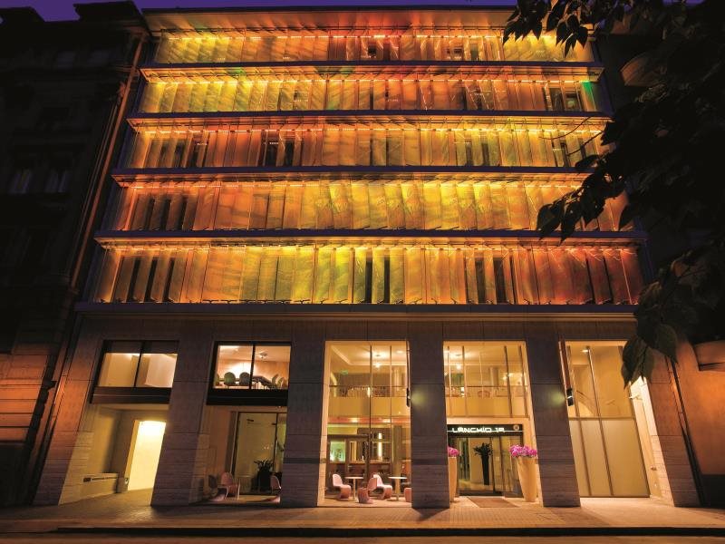 Leon Hotel & Lounge 8