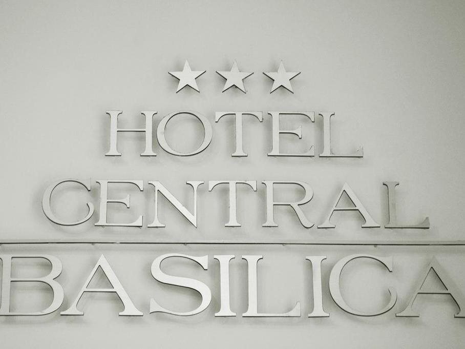 Hotel Central Basilica 7