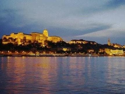 Hotel Central Basilica 12
