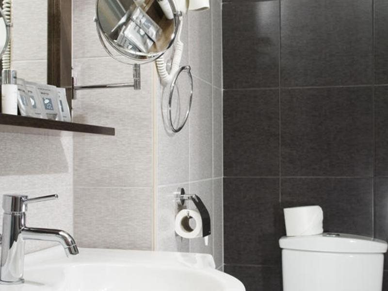 The Honest Budapest By Chic & Basic 17