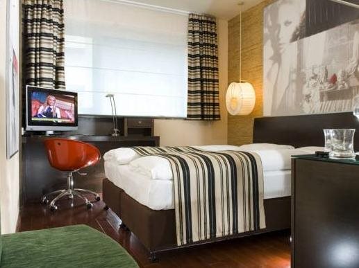 The Honest Budapest By Chic & Basic 2