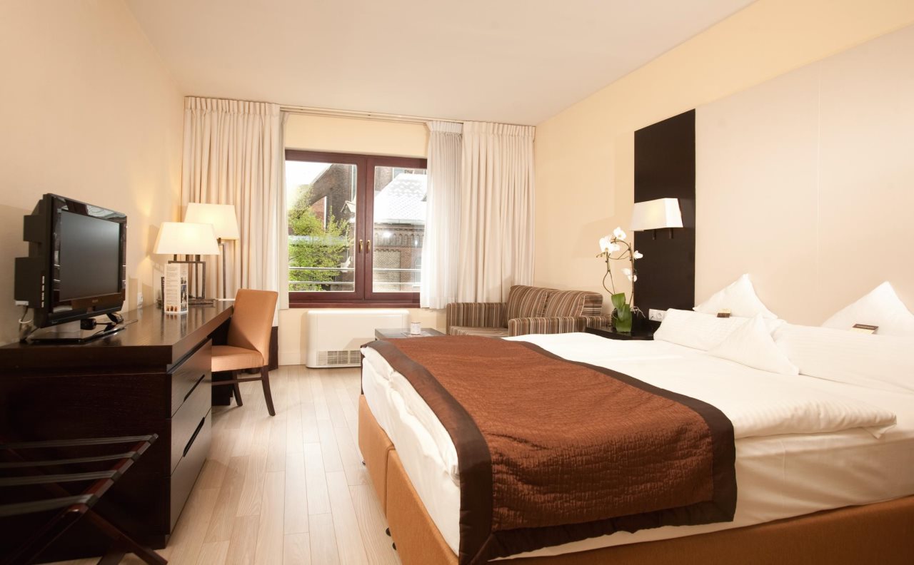 Lion's Garden Hotel Budapest 4