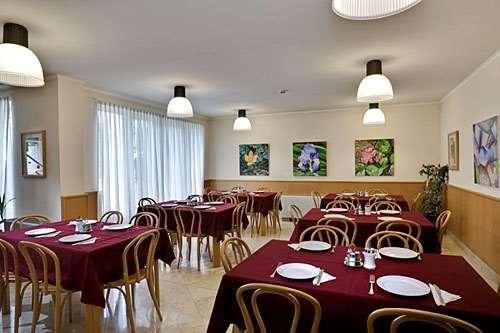 Jagello Business Hotel 15