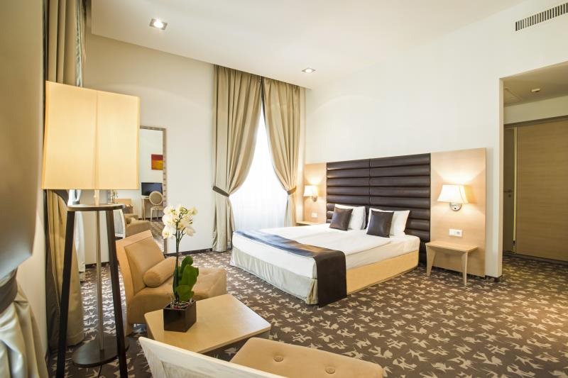 Buda Castle Fashion Hotel 11