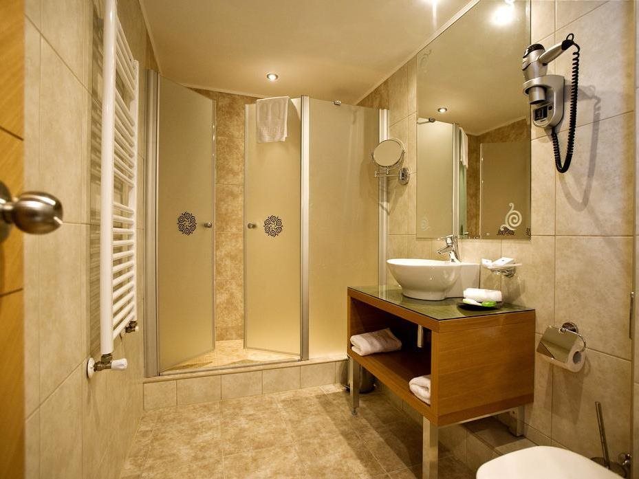 Marmara Hotel 7