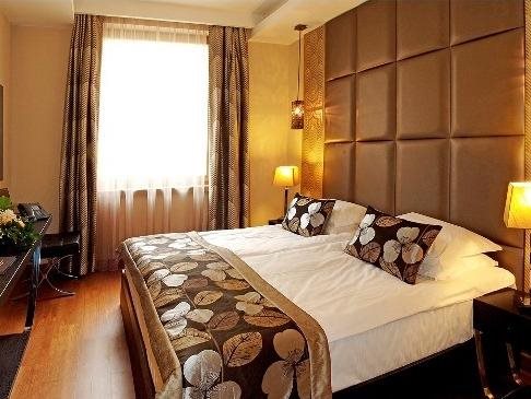 Continental Hotel Budapest 4