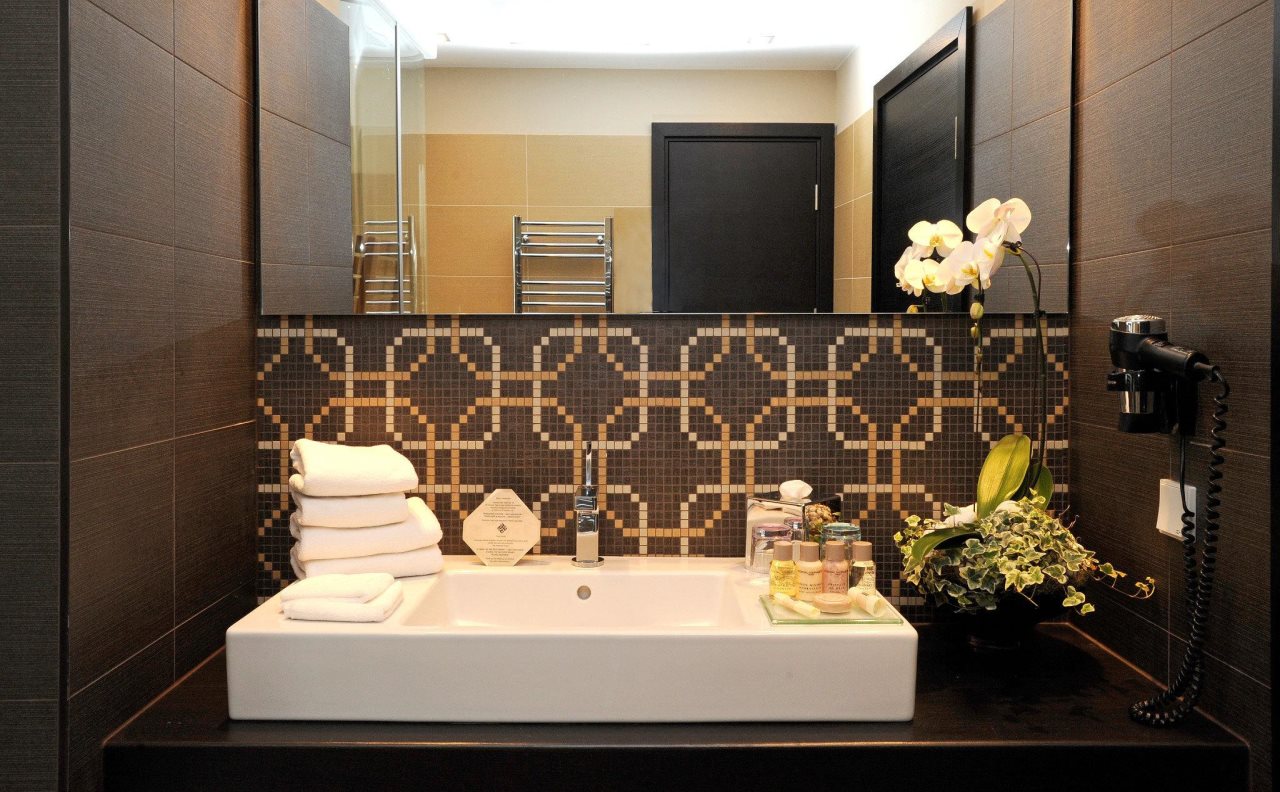 Continental Hotel Budapest 8