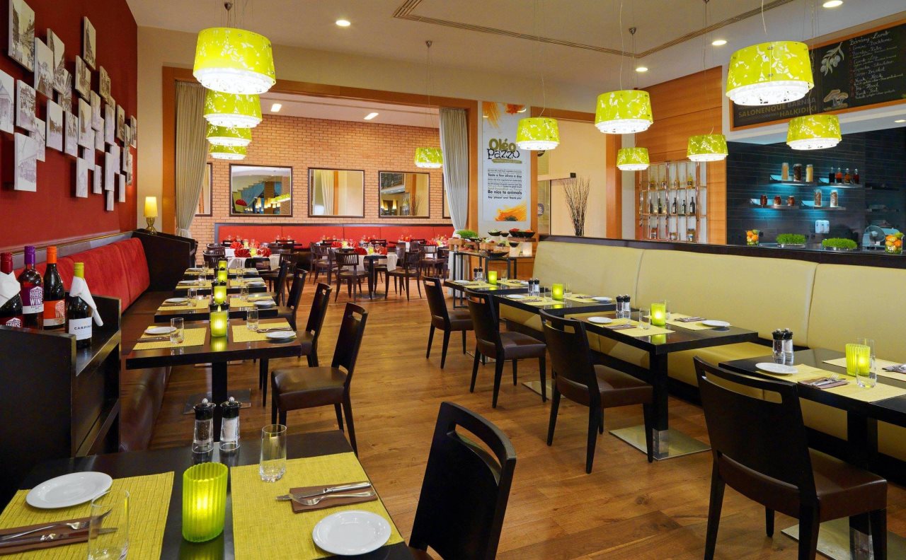 Courtyard by Marriott Budapest City Center 14