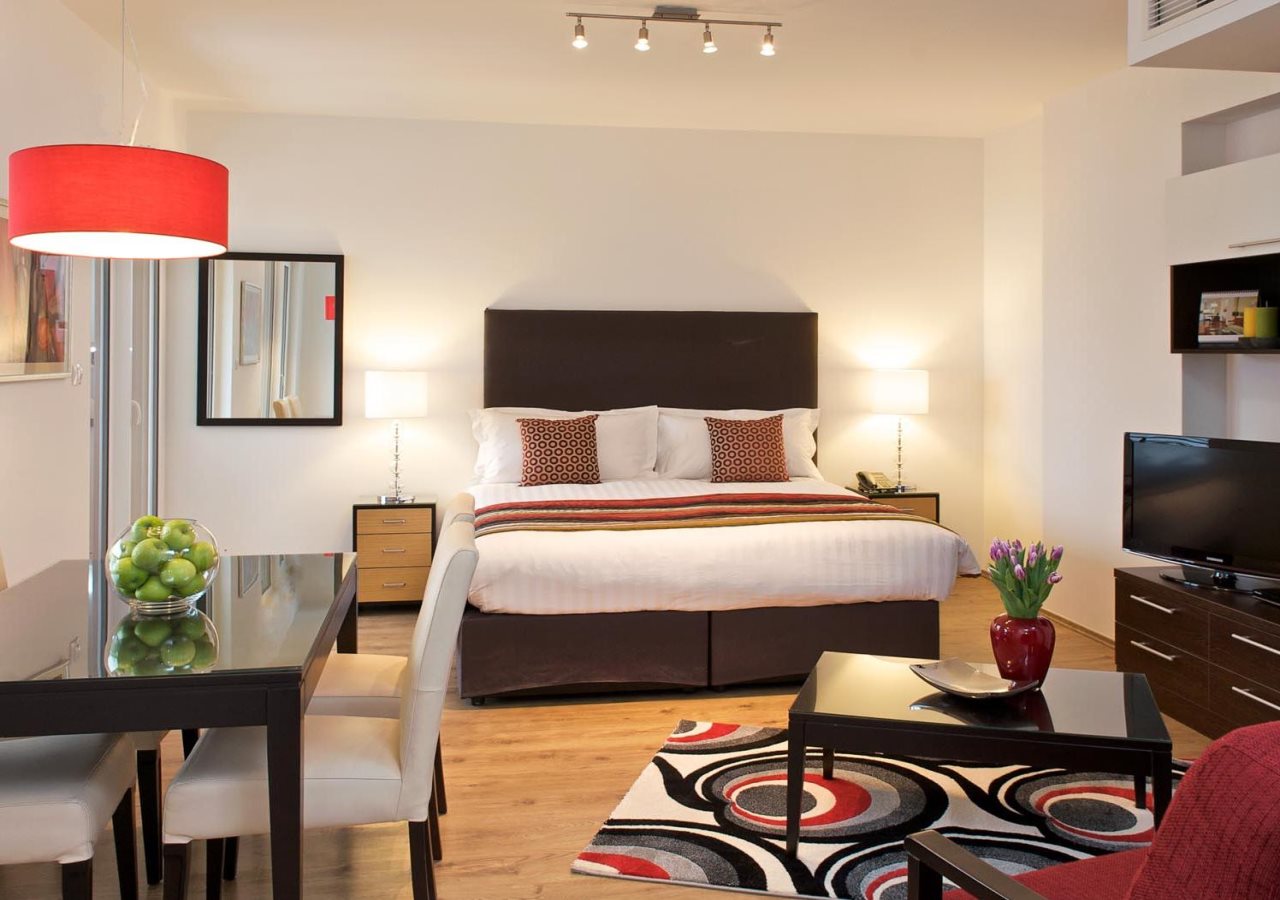 Escala Hotel & Suites 2