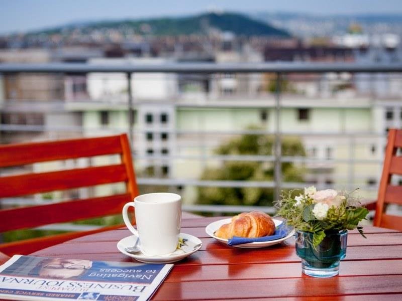 Escala Hotel & Suites 6