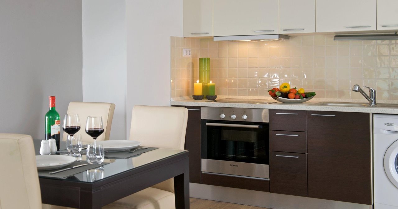 Escala Hotel & Suites 9