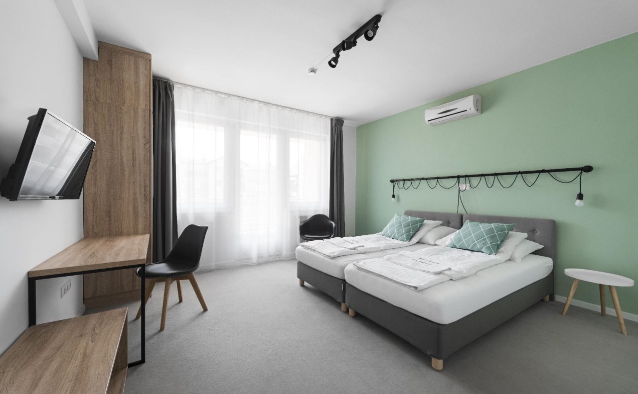 Chesscom Hotel 24