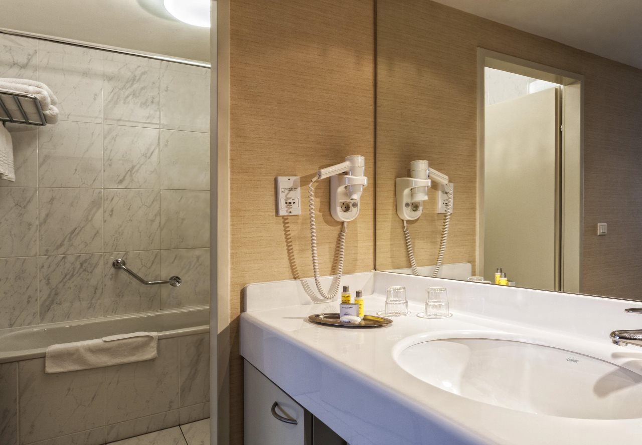 Marriott Executive Apartments Millennium Court 9