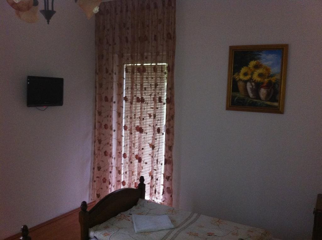 Sarokhaz Panzio 9