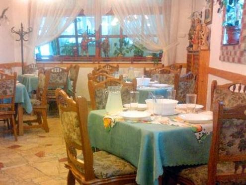 Sarokhaz Panzio 4