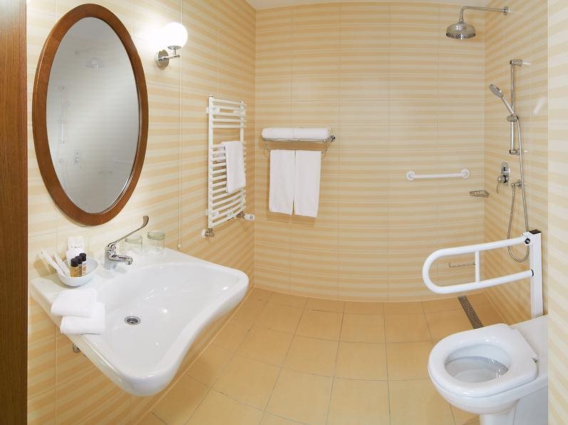 Mirage Medic Hotel 24