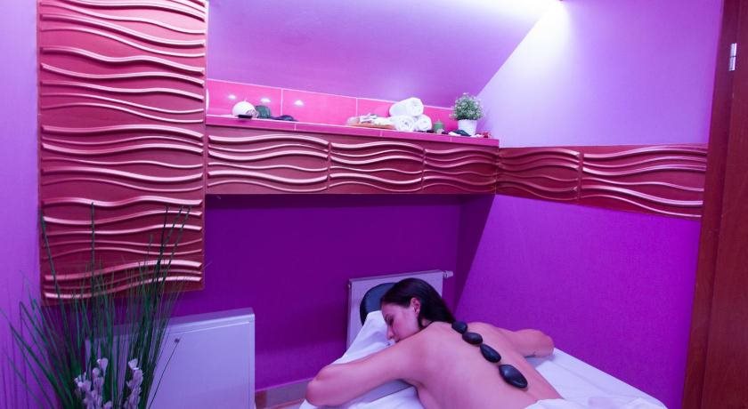 Six Inn Hotel - Budapest 15